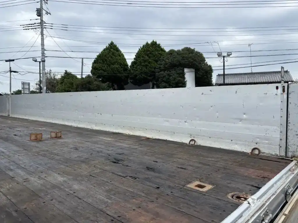 いすゞ ギガ 大型 平ボディ アルミブロック エアサスの中古トラック画像8