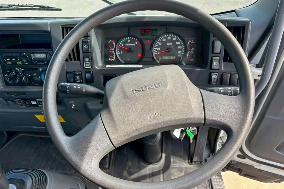 いすゞ フォワード 中型/増トン クレーン付 4段 ラジコンの中古トラック画像12