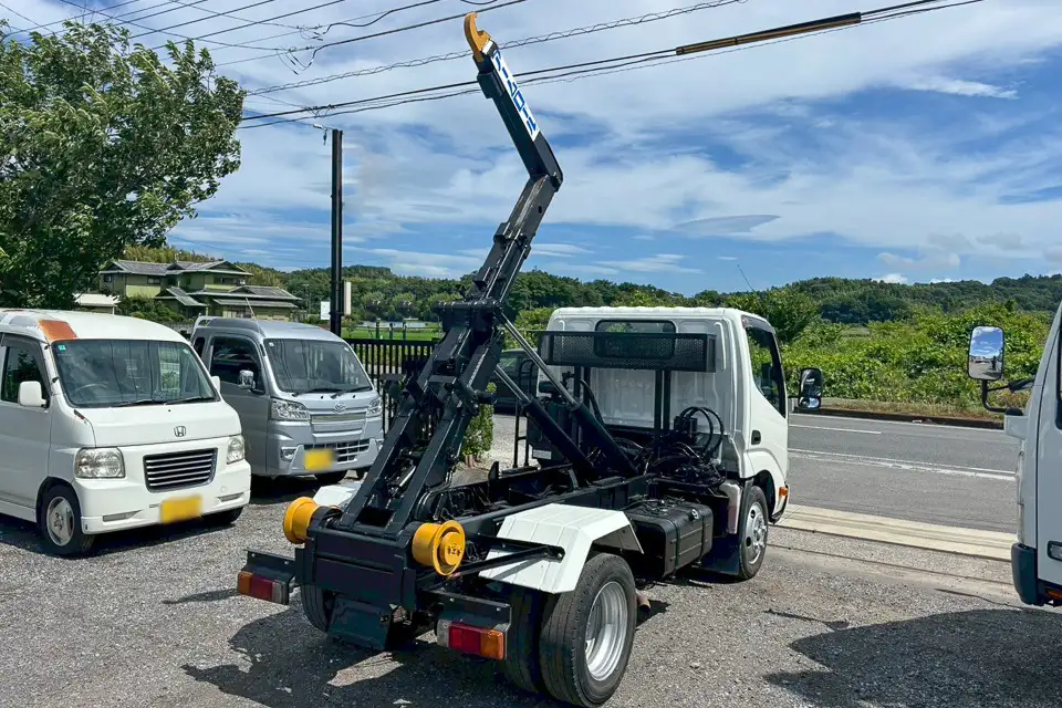 日野 デュトロ 小型 アームロール ツインホイスト TKG-XZU605Mの中古トラック画像4