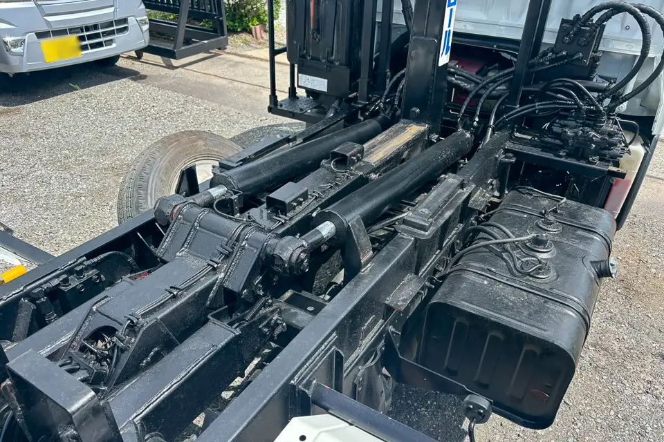 日野 デュトロ 小型 アームロール ツインホイスト TKG-XZU605Mの中古トラック画像19