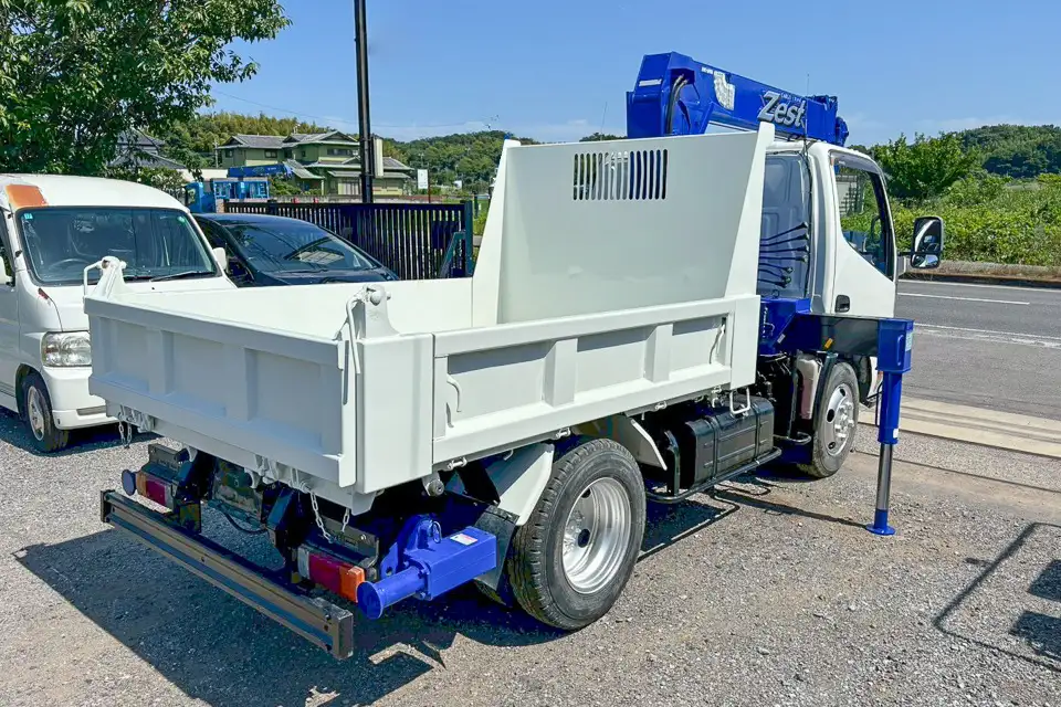 日野 デュトロ 小型 ダンプ クレーン付き TKG-XZU620Tの中古トラック画像3