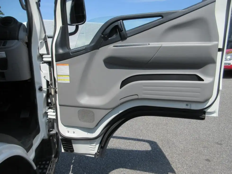 三菱 キャンター 小型 平ボディ 2RG-FEA20 R2の中古トラック画像12