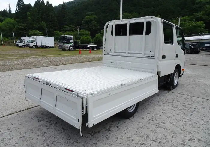 日野 デュトロ 小型 平ボディ Wキャブ 床鉄板の中古トラック画像5
