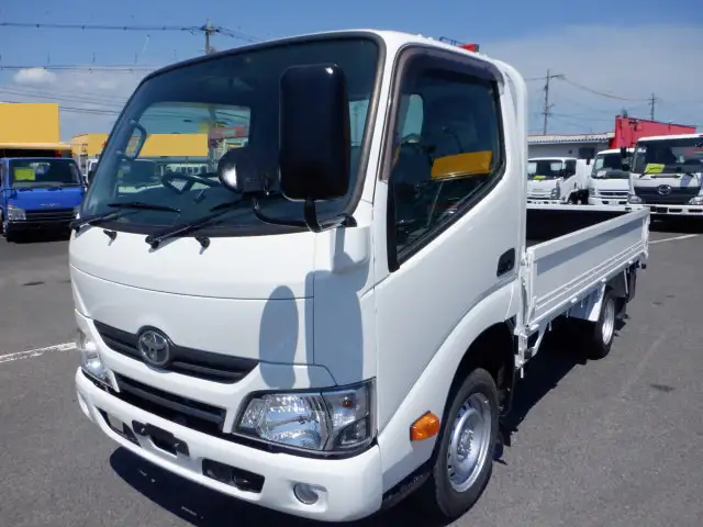 トヨタ トヨエース 小型 平ボディ QDF-KDY231 H30の中古トラック画像1