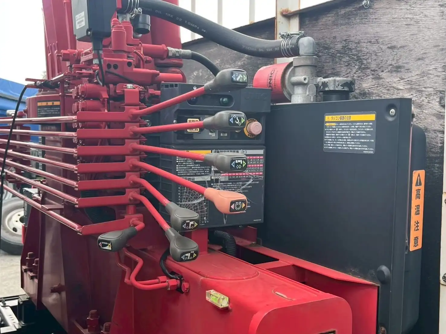 いすゞ フォワード 中型/増トン クレーン付 4段 ラジコンの中古トラック画像9