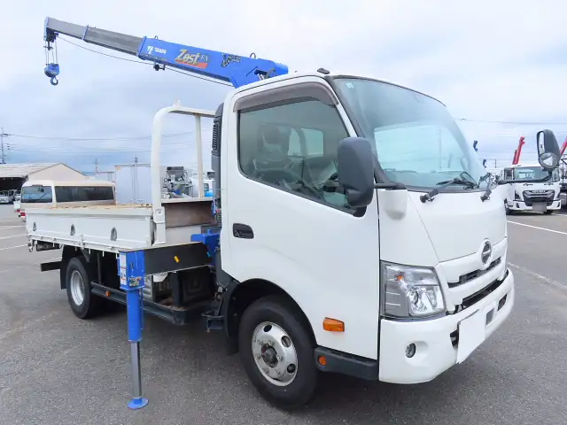 日野 デュトロ 小型 クレーン付 3段 ラジコンの中古トラック画像3
