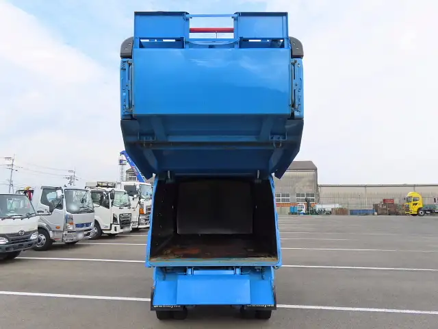 いすゞ エルフ 小型 パッカー車 巻き込み式 回転ダンプ式の中古トラック画像10