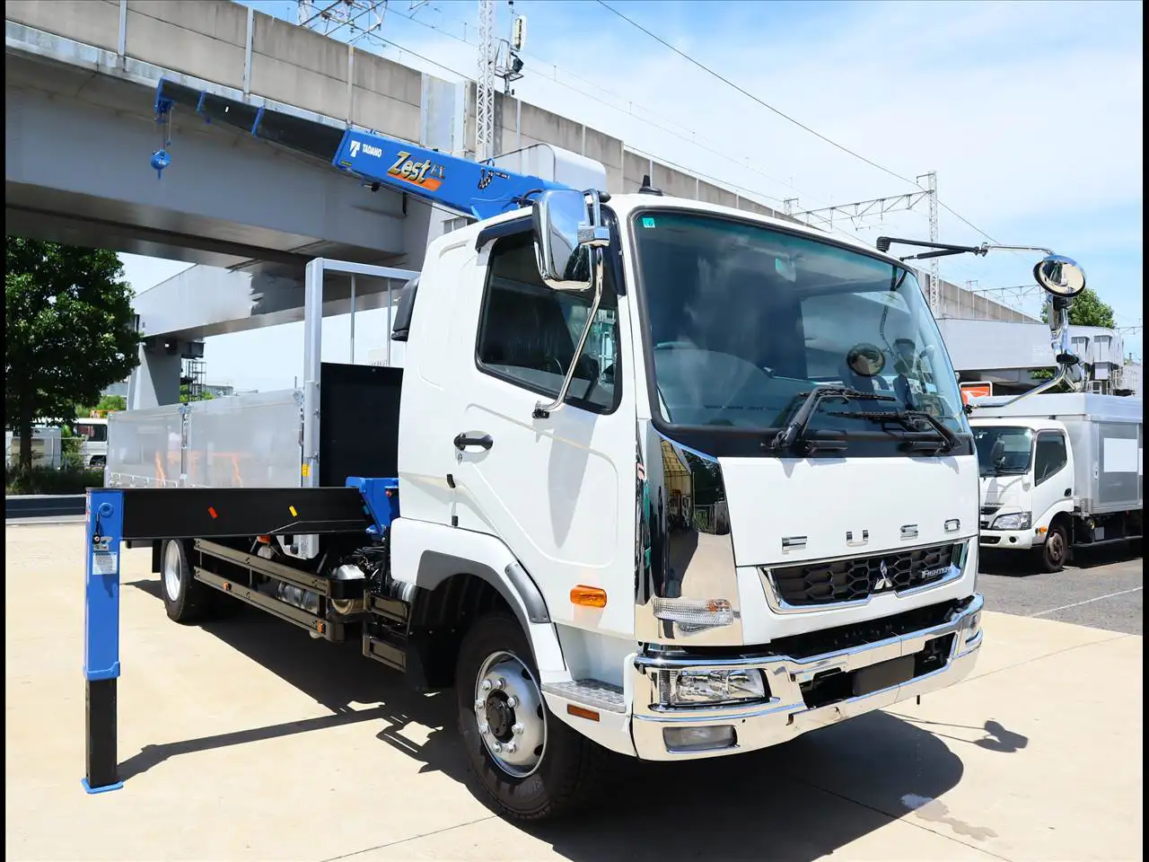 三菱 ファイター 中型/増トン クレーン付 アルミブロック 4段の中古トラック画像2