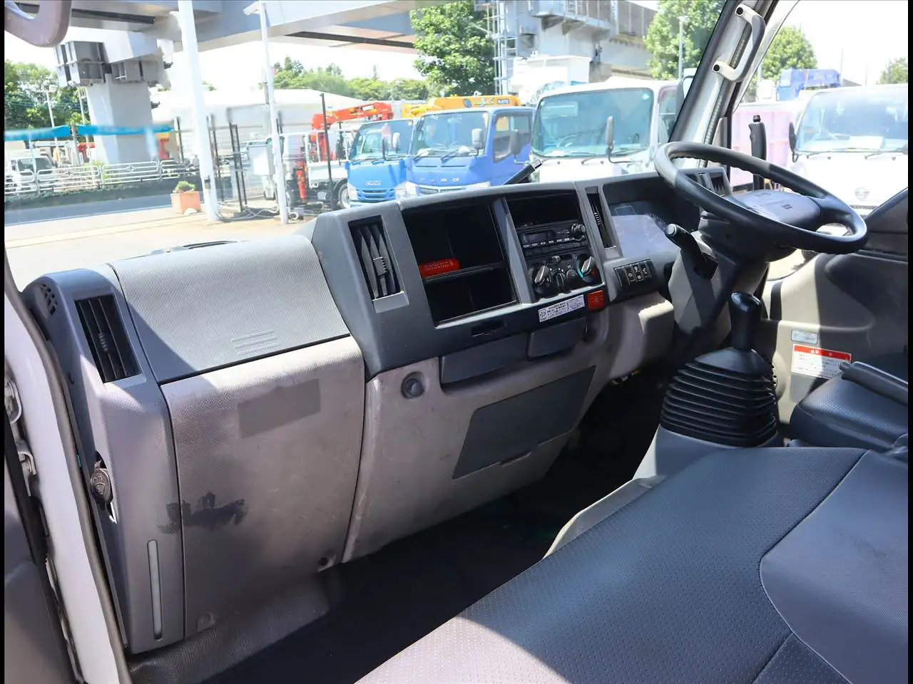 いすゞ エルフ 小型 高所・建柱車 高所作業車 BDG-NKR85Nの中古トラック画像14