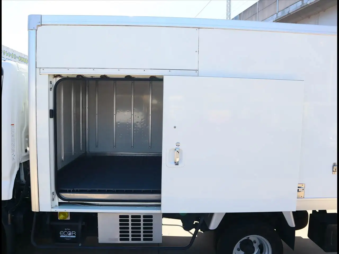 トヨタ ダイナ 小型 冷凍冷蔵 中温 床ステンの中古トラック画像5