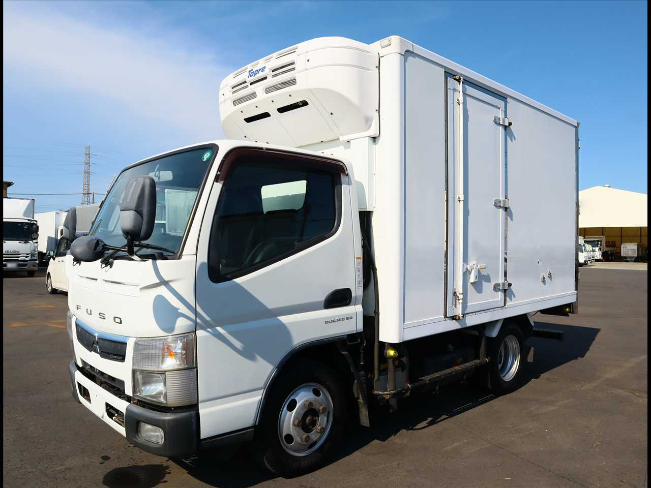 三菱 キャンター 小型 冷凍冷蔵 低温 床ステン の中古トラック【車両No.111670】