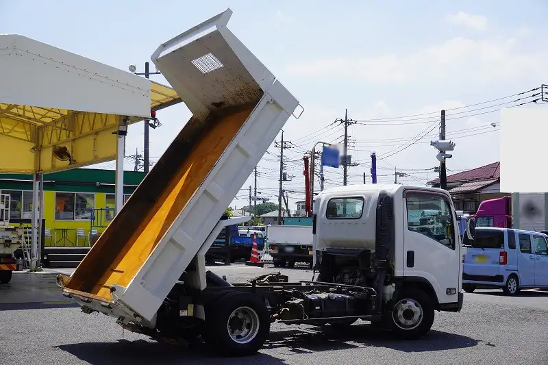 いすゞ エルフ 小型 ダンプ ローダー 強化の中古トラック画像4