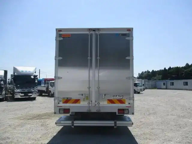 日野 レンジャー 中型/増トン ウイング パワーゲート エアサスの中古トラック画像4