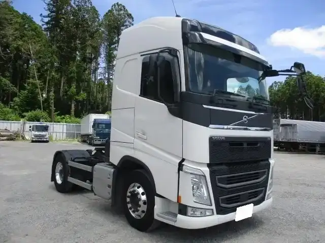 ボルボ トラック 大型 トラクター ハイルーフ 1デフの中古トラック画像2