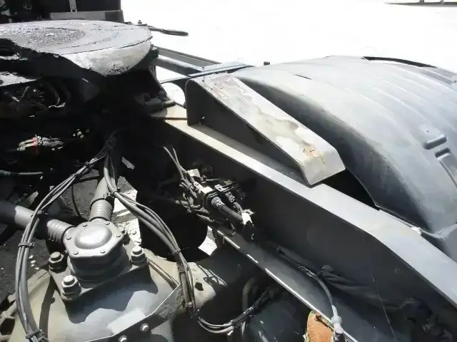 ボルボ トラック 大型 トラクター ハイルーフ 1デフの中古トラック画像10