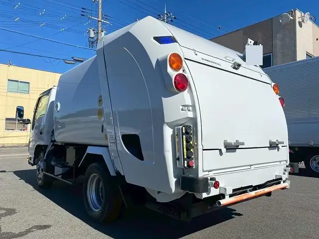 いすゞ エルフ 小型 パッカー車 巻き込み式 回転ダンプ式の中古トラック画像4