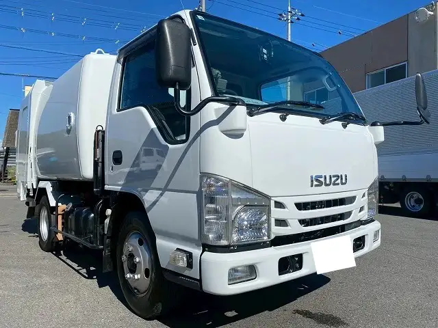 いすゞ エルフ 小型 パッカー車 巻き込み式 回転ダンプ式の中古トラック画像2