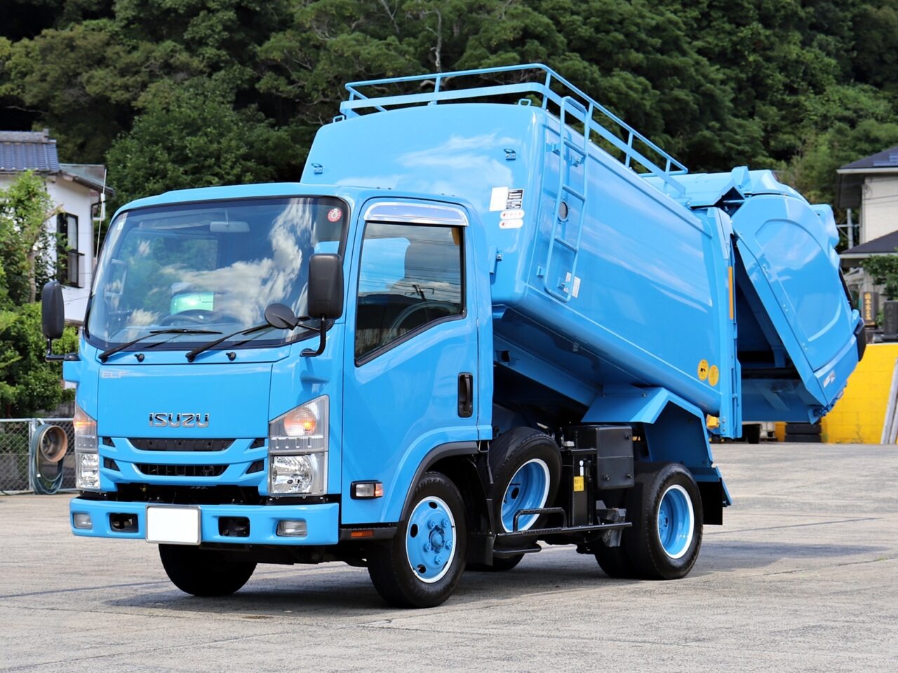 いすゞ エルフ 小型 パッカー車