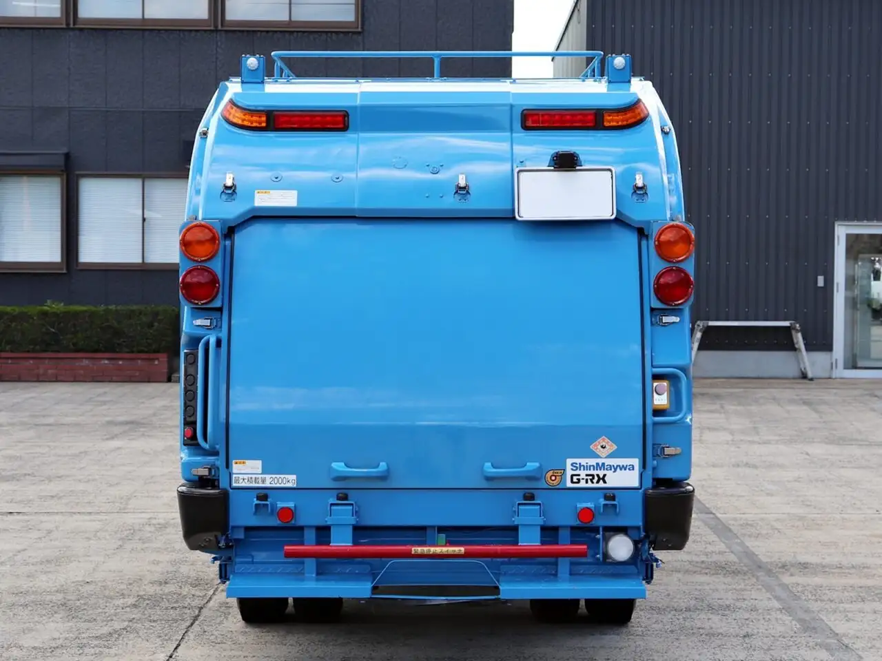 いすゞ エルフ 小型 パッカー車 巻き込み式 回転ダンプ式の中古トラック画像4