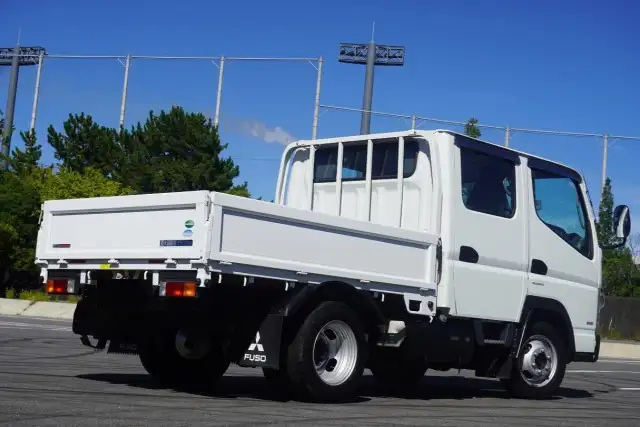 三菱 キャンター 小型 平ボディ Wキャブ TPG-FBA00の中古トラック画像3
