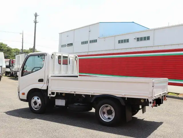 日野 デュトロ 小型 平ボディ TKG-XZU675M H26の中古トラック画像4