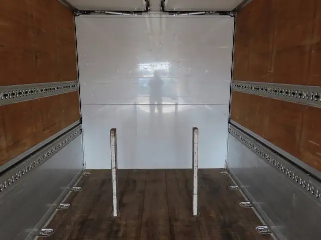 三菱 スーパーグレート 大型 ウイング エアサス ベッドの中古トラック画像11