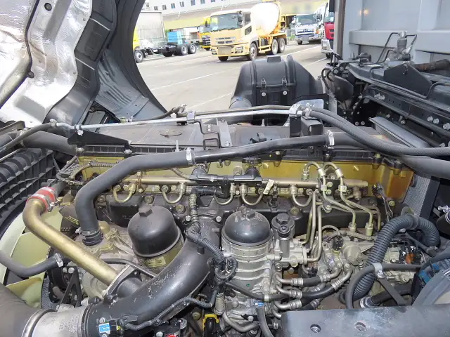 三菱 スーパーグレート 大型 ウイング エアサス ベッドの中古トラック画像19