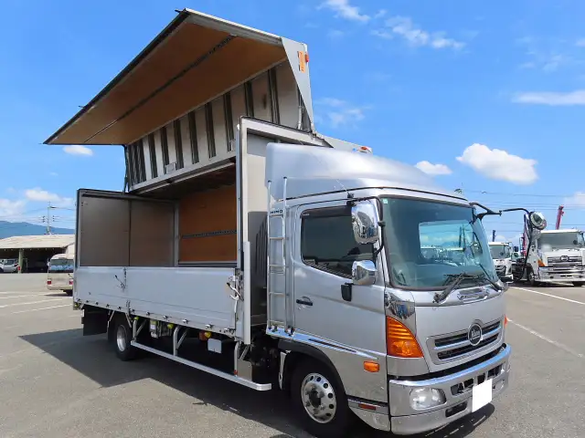 日野 レンジャー 中型/増トン ウイング ベッド SKG-FD9JLAAの中古トラック画像2