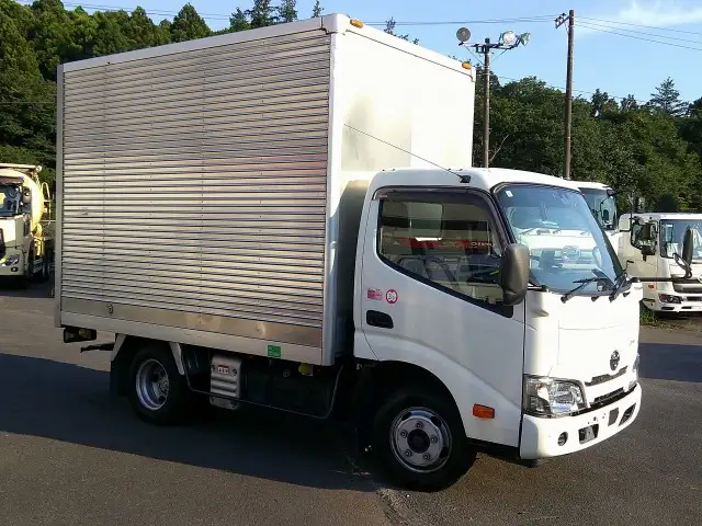 トヨタ ダイナ 小型 アルミバン サイドドア 2RG-XZC605の中古トラック画像3