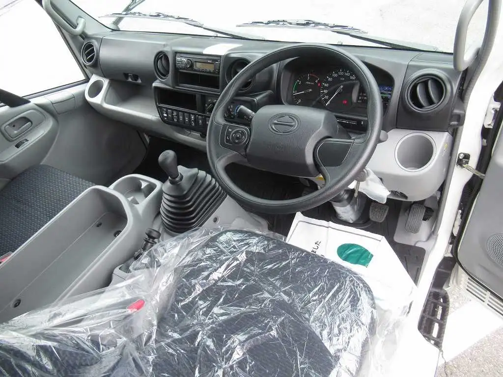 日野 デュトロ 小型 タンク車 ローリー 2DG-XZU675Mの中古トラック画像12
