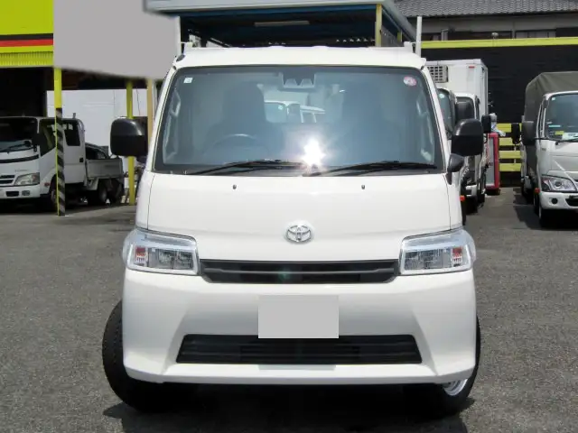 トヨタ タウンエース 小型 平ボディ 5BF-S413U R4の中古トラック画像2