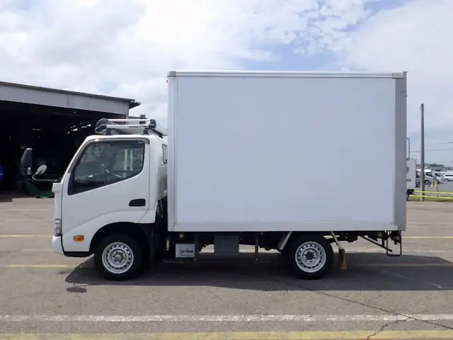 トヨタ ダイナ 小型 アルミバン QDF-KDY231 H30の中古トラック画像5