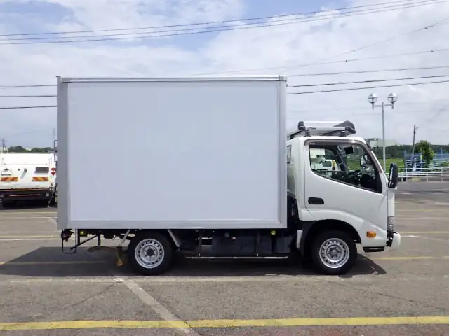 トヨタ ダイナ 小型 アルミバン QDF-KDY231 H30の中古トラック画像2