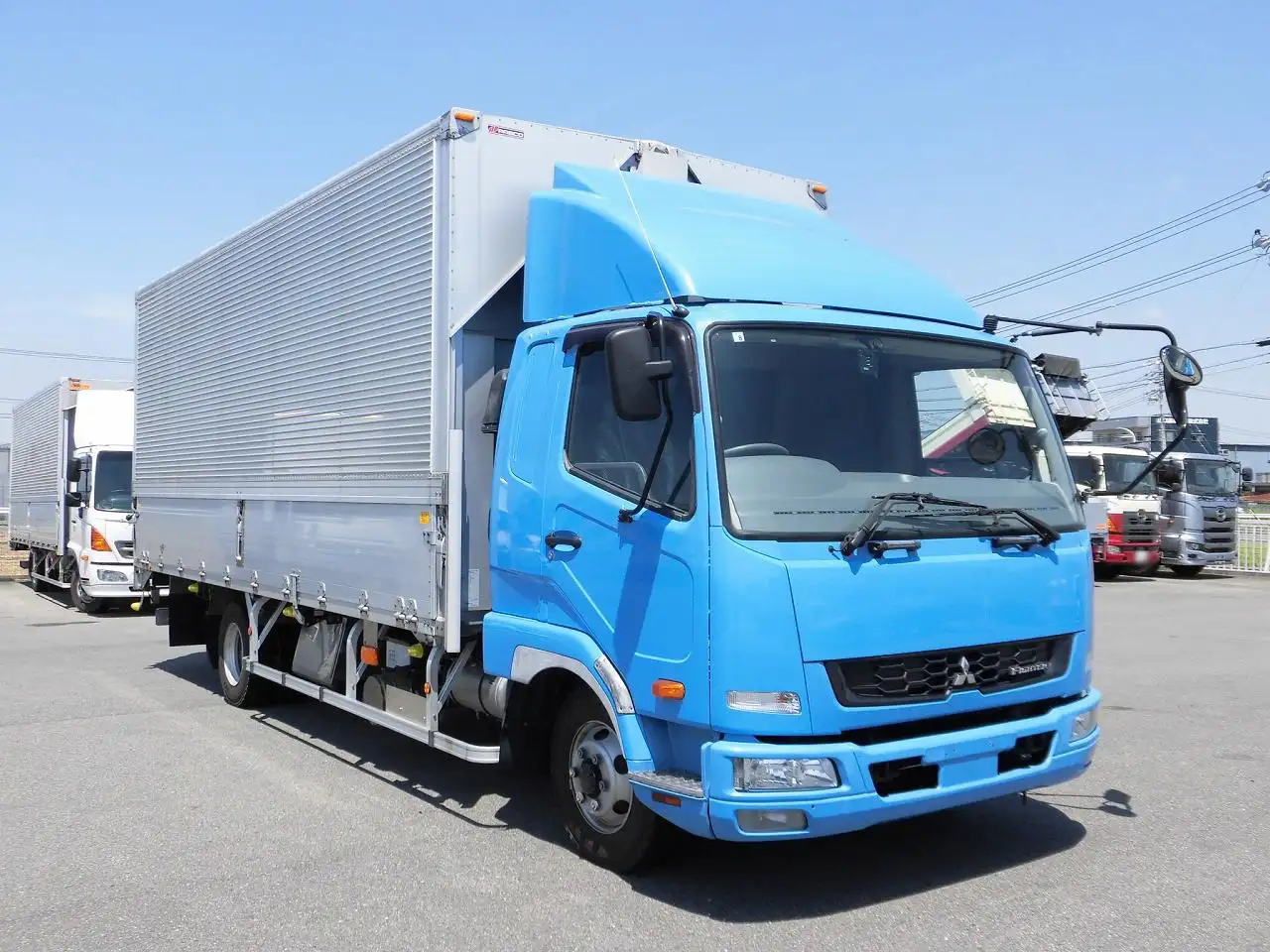 三菱 ファイター 中型/増トン ウイング ベッド TKG-FK61Fの中古トラック画像2