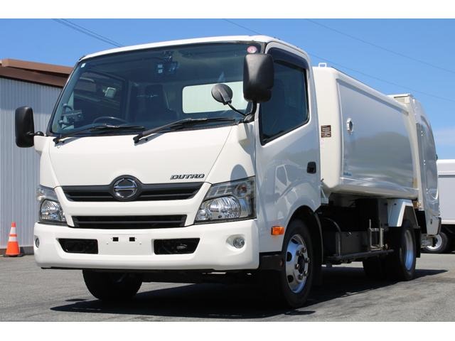 日野 デュトロ 小型 パッカー車