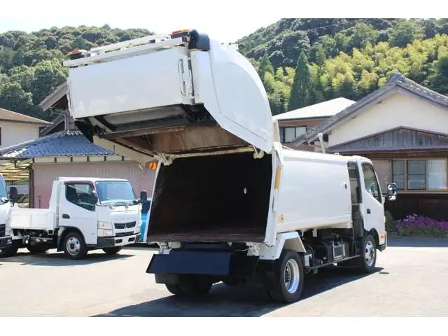 日野 デュトロ 小型 パッカー車 巻き込み式 回転ダンプ式の中古トラック画像3