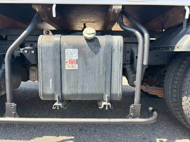 マツダ タイタン 小型 平ボディ  R2の中古トラック画像15