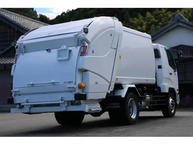 三菱 ファイター 中型/増トン パッカー車 プレス式 ベッドの中古トラック画像2