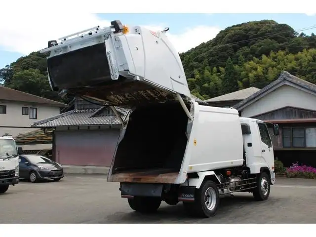 三菱 ファイター 中型/増トン パッカー車 プレス式 ベッドの中古トラック画像3