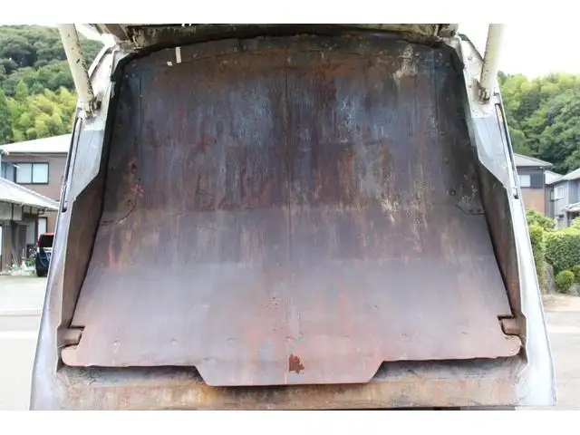 三菱 ファイター 中型/増トン パッカー車 プレス式 ベッドの中古トラック画像6