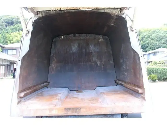 三菱 ファイター 中型/増トン パッカー車 プレス式 ベッドの中古トラック画像5