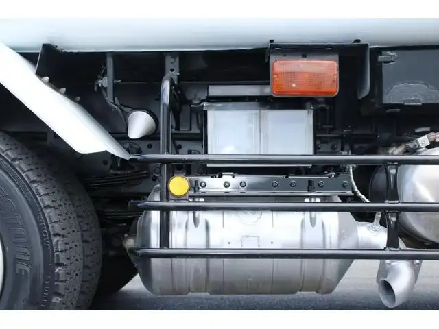 三菱 ファイター 中型/増トン パッカー車 プレス式 ベッドの中古トラック画像像17