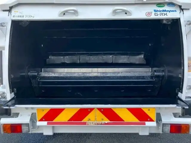 いすゞ エルフ 小型 パッカー車 プレス式 巻き込み式の中古トラック画像5