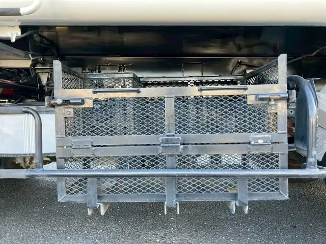 いすゞ エルフ 小型 パッカー車 プレス式 巻き込み式の中古トラック画像18