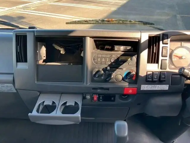 いすゞ エルフ 小型 パッカー車 プレス式 巻き込み式の中古トラック画像12