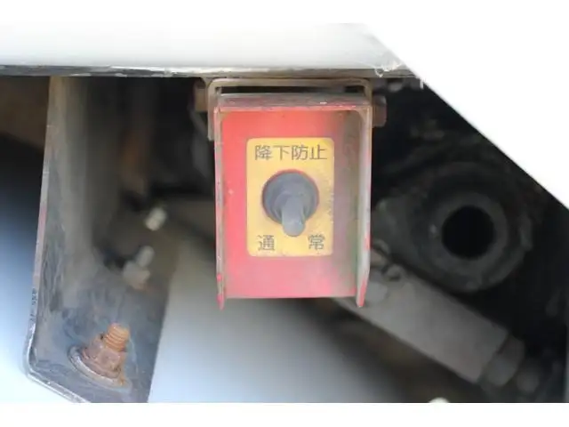 いすゞ エルフ 小型 パッカー車 巻き込み式 回転ダンプ式の中古トラック画像8