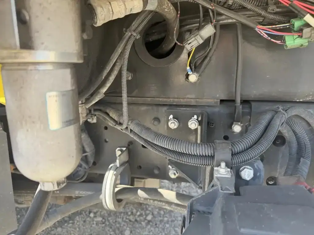 日野 デュトロ 小型 高所・建柱車 高所作業車 電工仕様の中古トラック画像像17