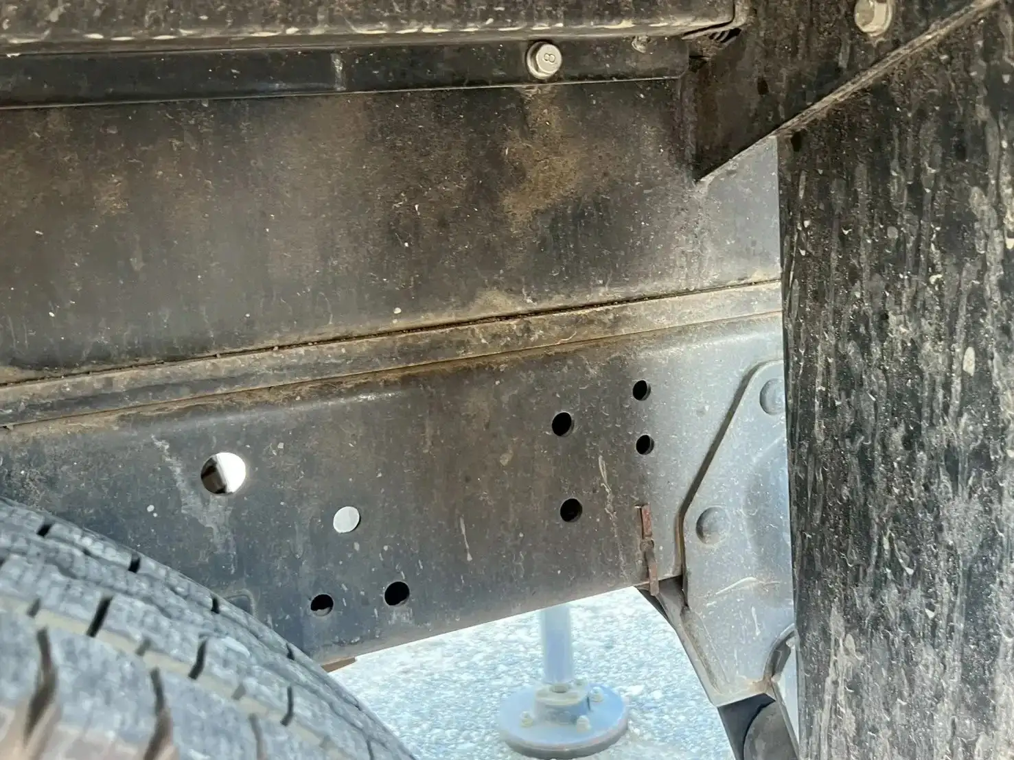 いすゞ エルフ 小型 高所・建柱車 高所作業車 電工仕様の中古トラック画像18