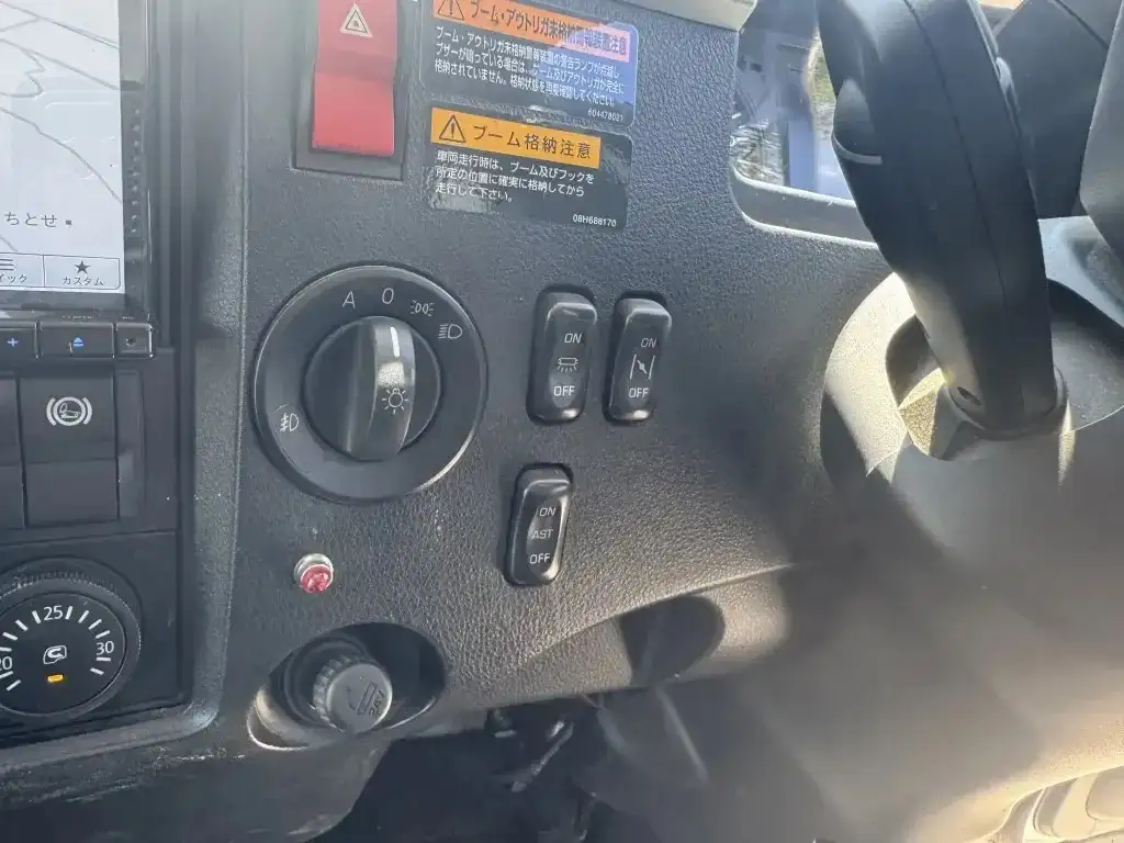 三菱 ファイター 中型/増トン クレーン付 3段 ラジコンの中古トラック画像15