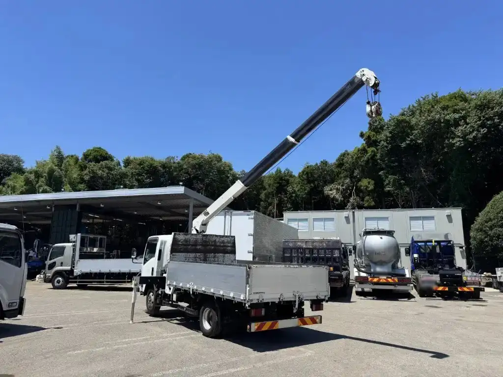 いすゞ エルフ 小型 クレーン付 床鉄板 アルミブロックの中古トラック画像6